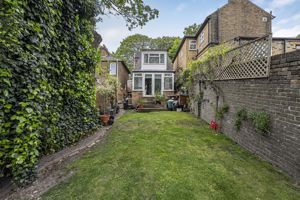 Photo 21- click for photo gallery